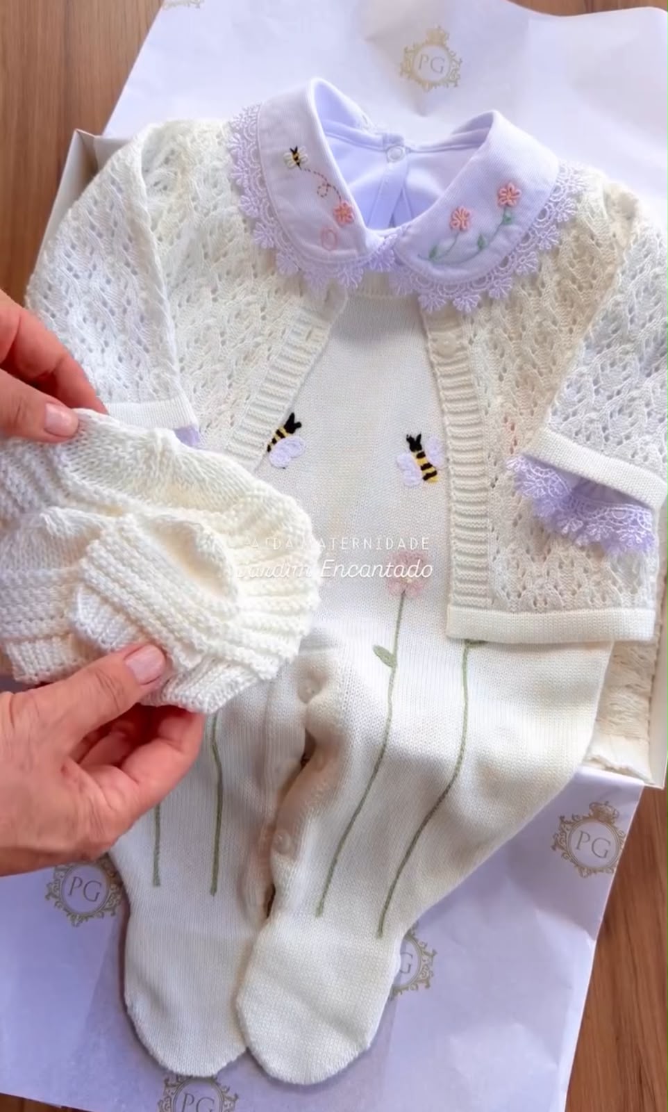 Kit Maternidade Personalizado Completo FEMININA Abelhinha | Personalize Com o Nome da sua princesa