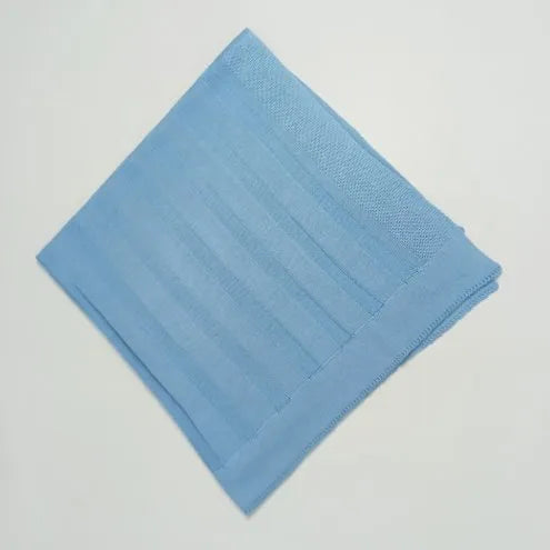 Manta De Tricô Avulsa Básica

                                                                        Azul Bebê